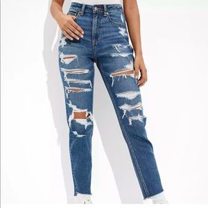 American Eagle Riped  stretchy mom jeans